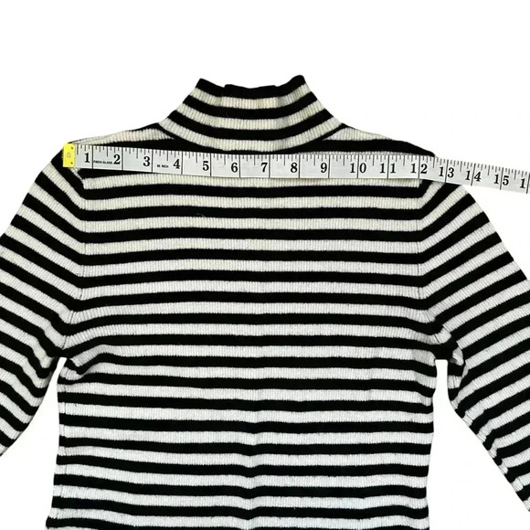 Express - Womens Long Sleeved Mini Dress - Picture 9 of 10